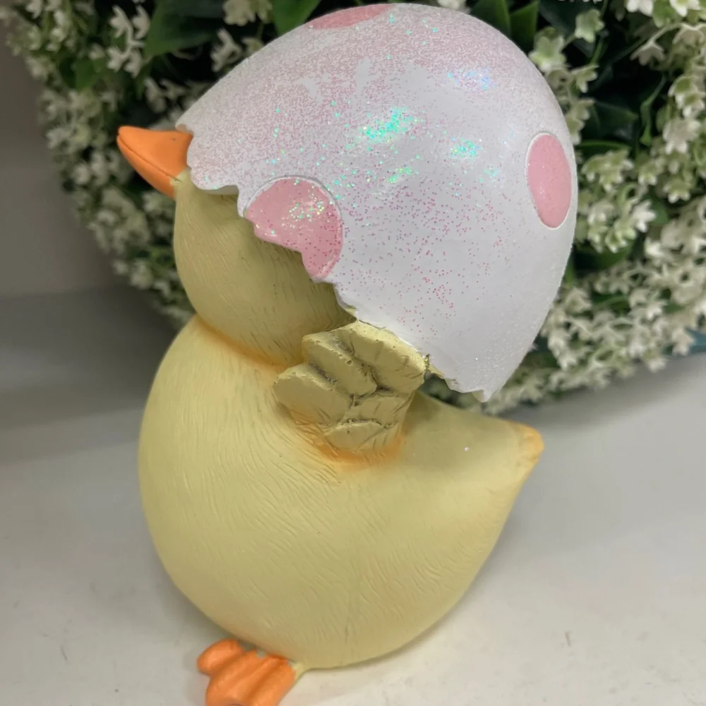 Easter Chick in Pink Glitter Pastel Polka Dot Easter Egg Shell Resin Figure NWT